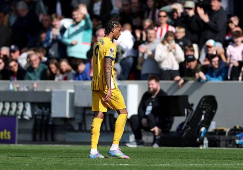 BRENTFORD, ENGLAND - APRIL 19: Joao Pedro of Brighton & Hove Albion leaves the pitch after being shown a red card during the Premier League match between Brentford FC and Brighton & Hove Albion FC at Gtech Community Stadium on April 19, 2025 in Brentford, England. (Photo by Ryan Pierse/Getty Images)